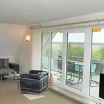 Iii Appartement Saal