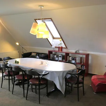 Apartman Iii Saal